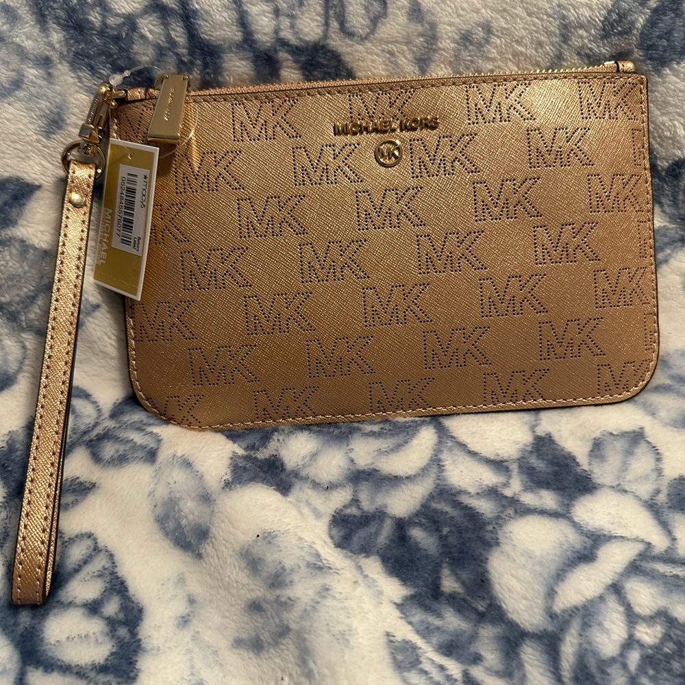 Micheal Kors Rose Gold Clutch Brand New